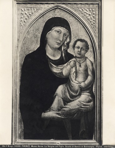 Brogi — Firenze. Museo Horne. La Vergine col Figlio. Scuola di Duccio di Boninsegna — insieme